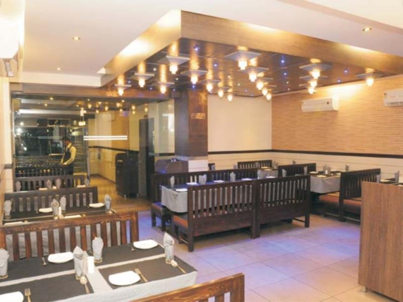 Hotel Sun Plaza Ankleshwar Exterior photo